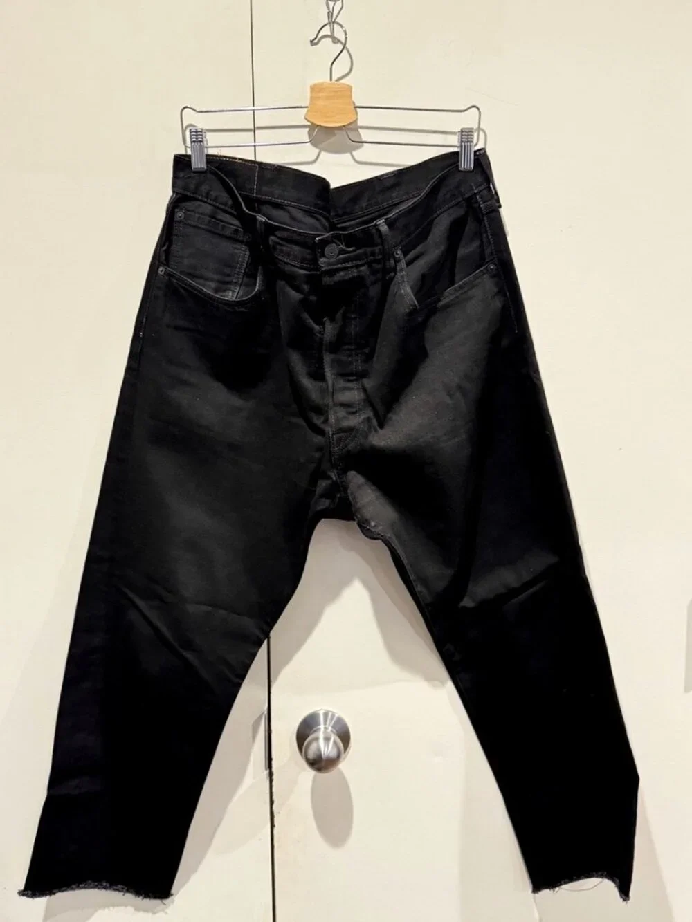 Levi’s 501 CT Black Cropped Jeans W38 L30 Raw Hem Button Fly